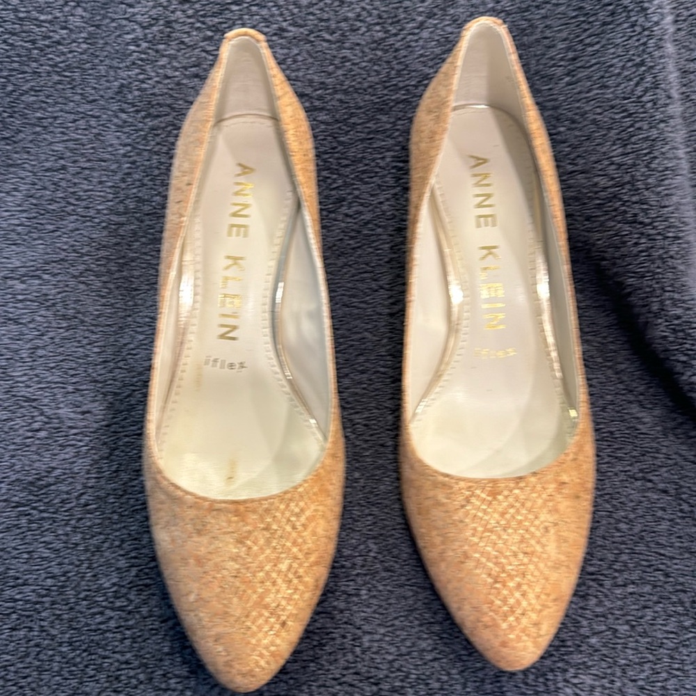 Anne Klein Cork pumps size 8 M